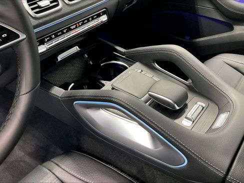 New 2026 Mercedes-Benz GLE 580 4MATIC image 7