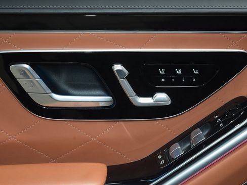 Used 2022 Mercedes-Benz S 580 4MATIC Sedan image 42