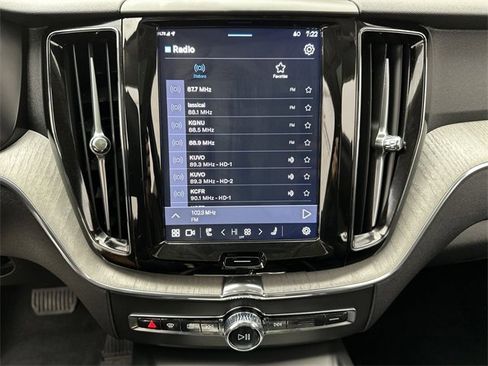 Certified 2025 Volvo XC60 B5 Plus image 16