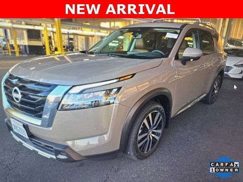 Certified 2024 Nissan Pathfinder Platinum w/ Cargo Package image 2