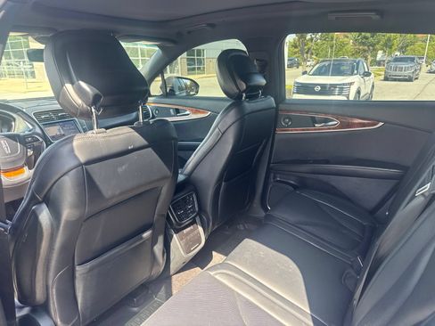 Used 2020 Lincoln Nautilus Reserve AWD/4WD image 9