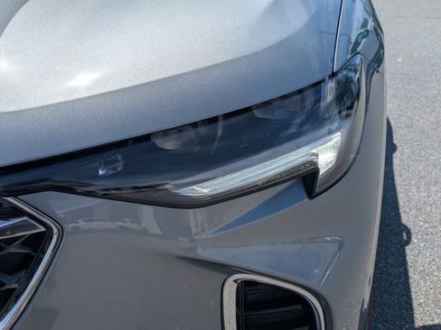 Used 2023 Buick Envision Avenir image 11