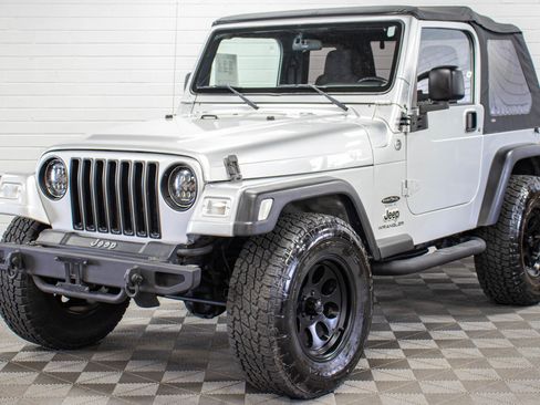 Used 2005 Jeep Wrangler X w/ Tire & Wheel Group (Ecco) AWD/4WD image 7