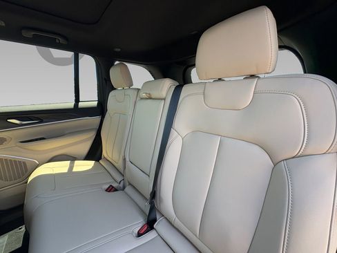 New 2026 Jeep Grand Cherokee Limited w/ Limited Altitude Package RWD image 4