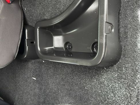 Certified 2024 Nissan Frontier SV w/ SV Convenience Package image 32