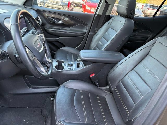 Used 2023 GMC Terrain Denali AWD/4WD image 10
