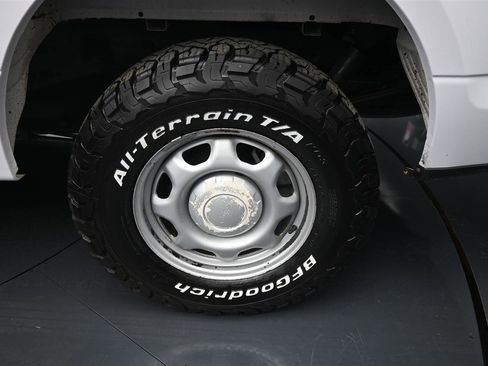Used 2017 Ford F150 XL w/ XL Power Equipment Group AWD/4WD image 18