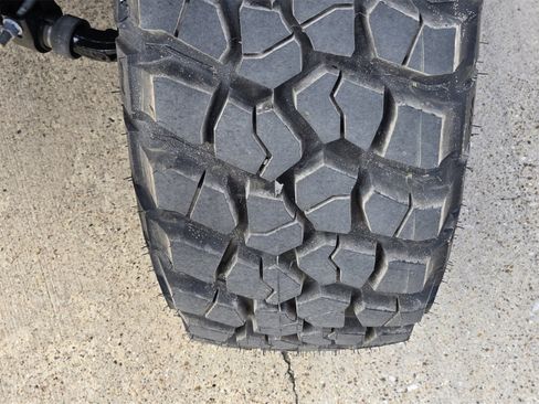 New 2026 Jeep Gladiator Sport image 11