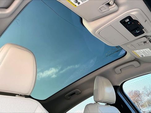 Used 2023 Ford Mustang Mach-E Premium image 13