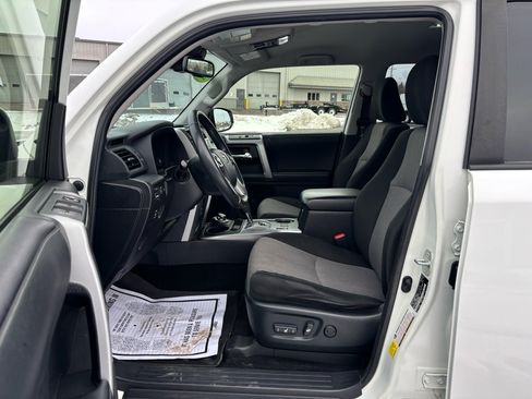 Used 2022 Toyota 4Runner SR5 image 9