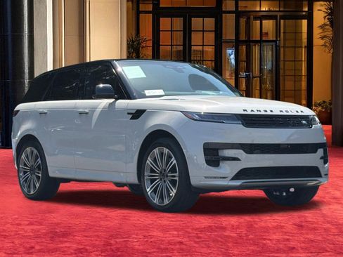 Used 2024 Land Rover Range Rover Sport Dynamic SE AWD/4WD image 6