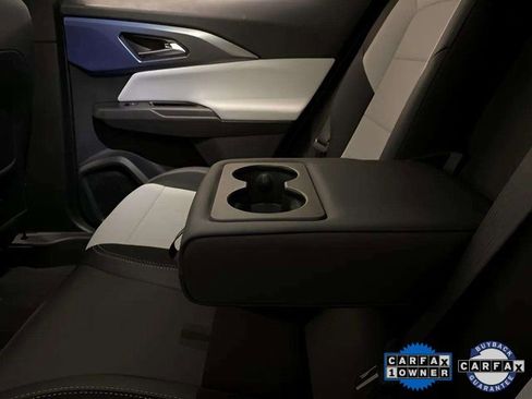 Used 2025 Chevrolet Equinox EV LT w/ Convenience Package image 69