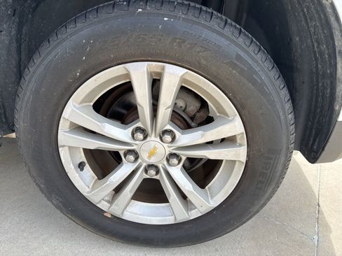 Used 2014 Chevrolet Equinox LT w/ Driver Convenience Package image 18