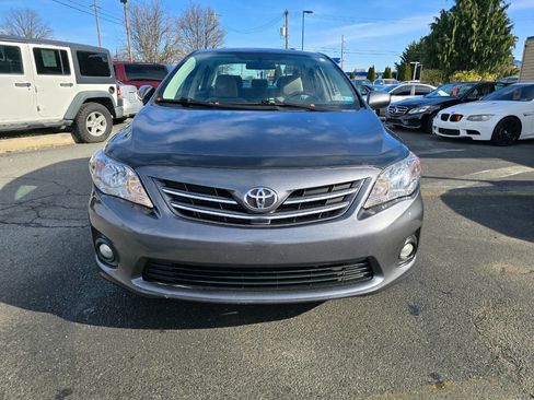 Used 2013 Toyota Corolla LE Special Edition image 8