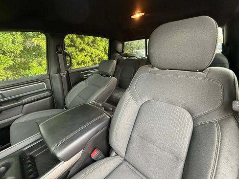Used 2022 RAM 1500 Big Horn AWD/4WD image 39