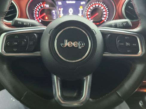 Used 2018 Jeep Wrangler Unlimited Rubicon AWD/4WD image 26