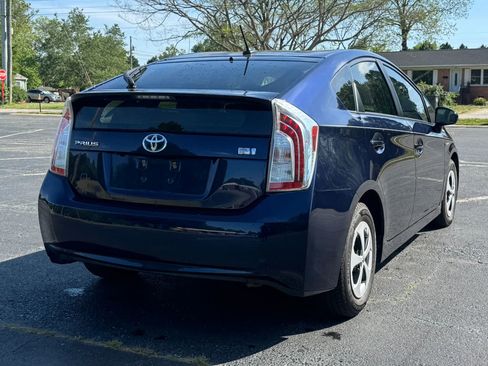 Used 2014 Toyota Prius Four FWD image 7