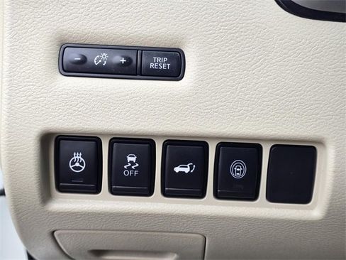 Used 2023 Nissan Murano Platinum image 16