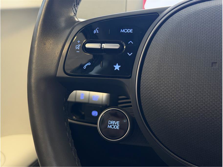 Used 2024 Hyundai Ioniq 5 SEL RWD image 17