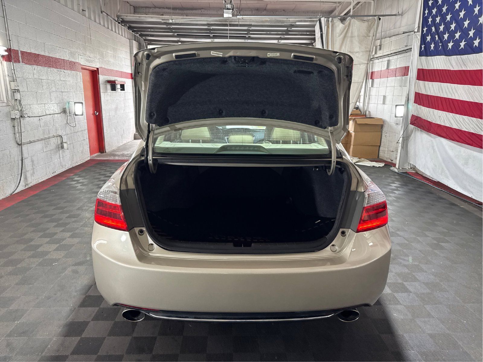 Used 2013 Honda Accord EX-L image 12