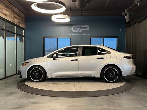 Used 2020 Toyota Corolla SE image 6