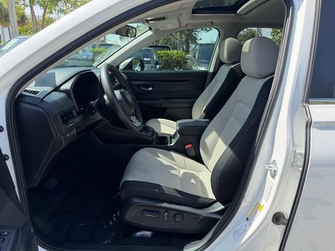 Certified 2024 Honda CR-V EX image 11