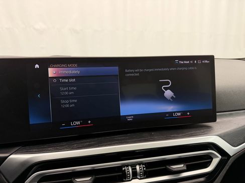 Used 2024 BMW 330e xDrive AWD/4WD image 37