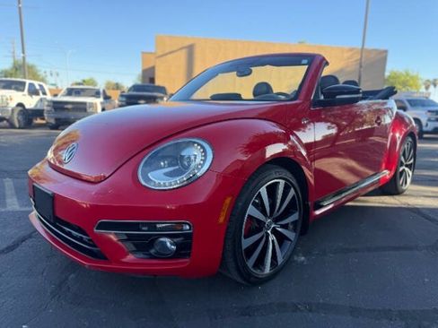 Used 2014 Volkswagen Beetle R-Line FWD image 7