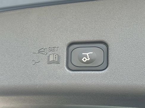 New 2026 Lincoln Nautilus Premier w/ Equipment Group 102A image 19