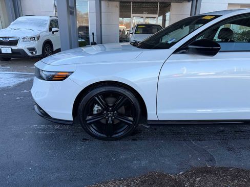 Used 2023 Honda Accord Sport image 19