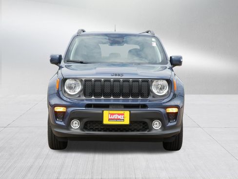 Used 2020 Jeep Renegade Altitude AWD/4WD image 2