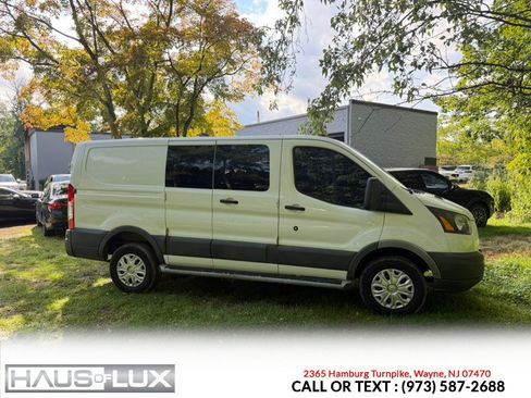 Used 2016 Ford Transit 250 130 Low Roof w/ Exterior Upgrade Package RWD image 4