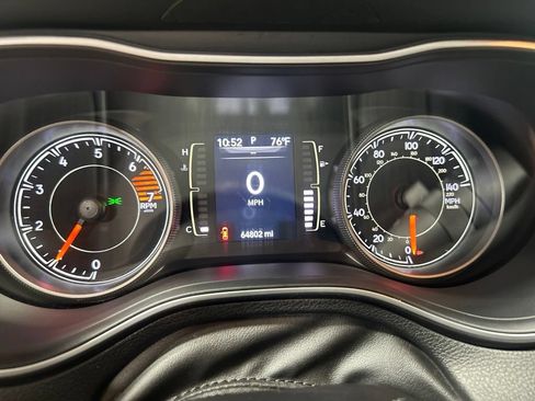 Certified 2019 Jeep Cherokee Latitude Plus AWD/4WD image 27