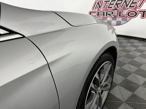 Used 2021 Chevrolet Malibu LT FWD image 30