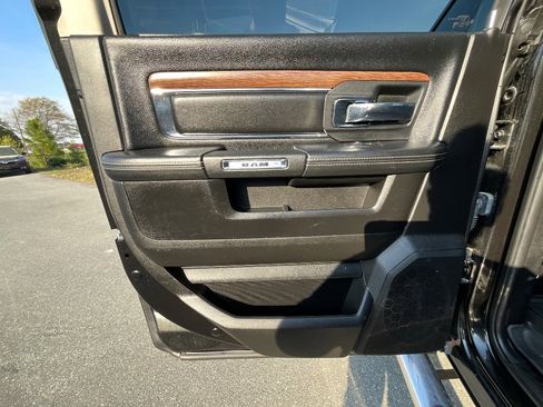 Used 2018 RAM 2500 Laramie w/ Off Road Package AWD/4WD image 21