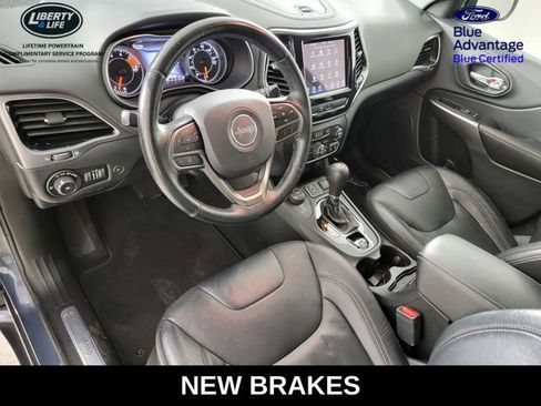 Used 2020 Jeep Cherokee Limited AWD/4WD image 12