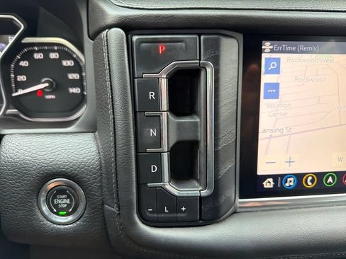 Used 2021 GMC Yukon Denali w/ Denali Premium Package AWD/4WD image 15