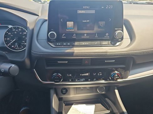 New 2026 Nissan Rogue SV image 10