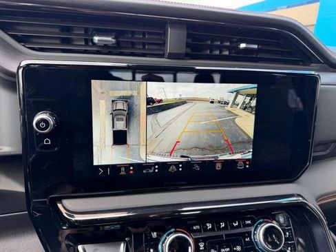 Used 2024 GMC Sierra 1500 AT4 w/ AT4 Preferred Package image 22