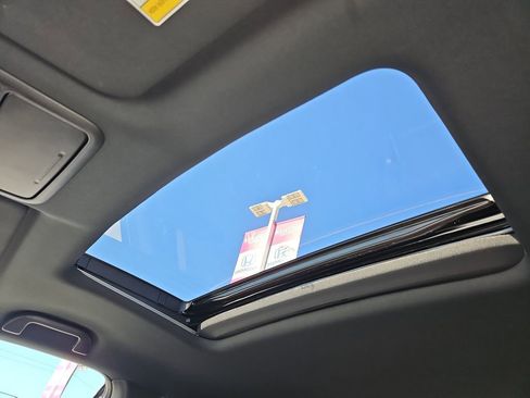 Certified 2025 Honda Passport TrailSport image 22