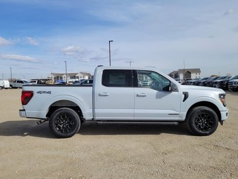 New 2025 Ford F150 XLT w/ Equipment Group 302A MID image 2