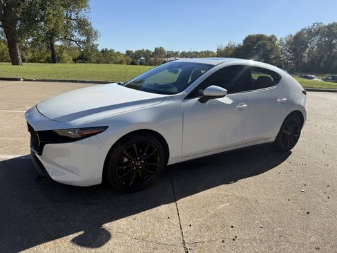 Used 2024 MAZDA MAZDA3 s image 1