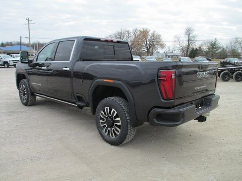 New 2026 GMC Sierra 2500 Denali Ultimate image 8
