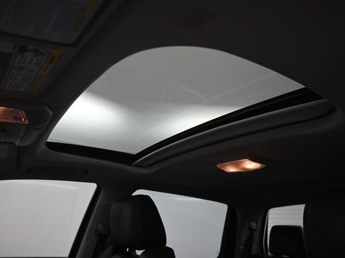 Used 2021 Toyota Tundra Limited w/ Limited Premium Package image 29