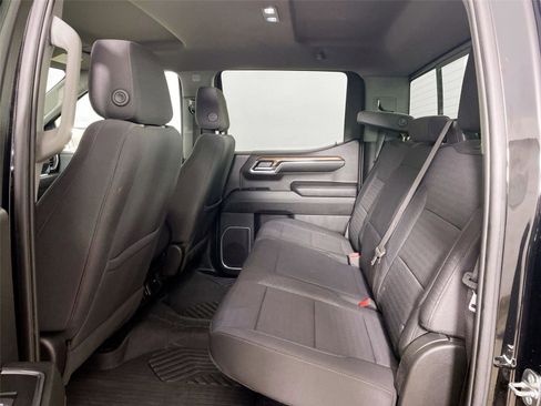 Used 2023 Chevrolet Silverado 1500 LT AWD/4WD image 11