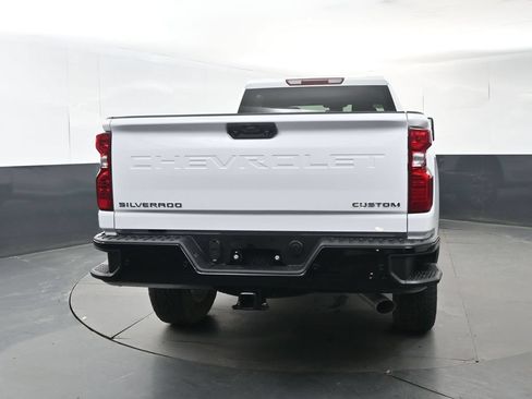New 2026 Chevrolet Silverado 2500 Custom w/ Custom Value Package AWD/4WD image 4