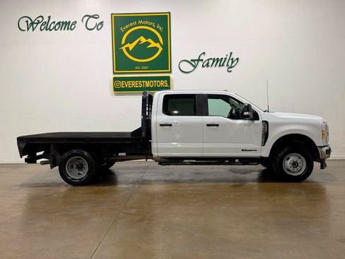 Used 2024 Ford F350 XL w/ XL Chrome Package AWD/4WD image 2