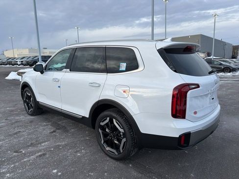 New 2025 Kia Telluride S image 5