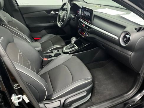 Certified 2024 Kia Forte GT-Line image 30