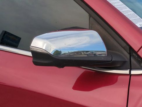 Used 2020 Chevrolet Equinox Premier image 11